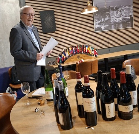 Artikkelbilde til artikkelen Medlemsmøtet i mars - årets vinaften